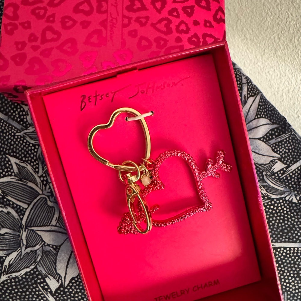 Betsey Johnson Gold and Pink Heart Key Holder